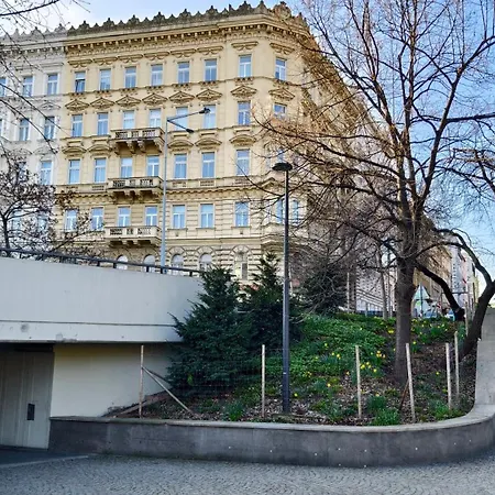 Apartments Katarina Prague Exterior photo